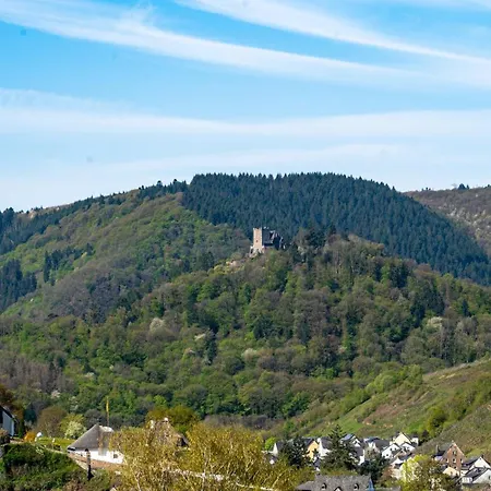 Moselpanorama Und Moselblick Буллай